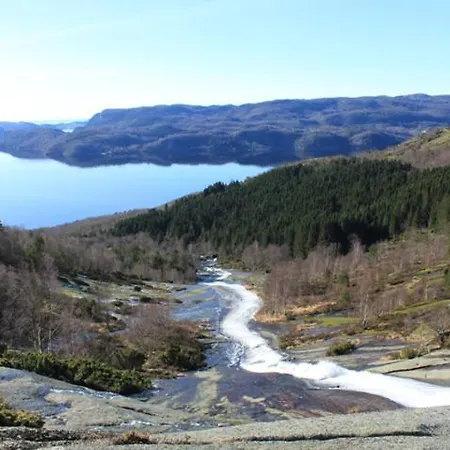 Gauvik - Holiday home Lyngdal